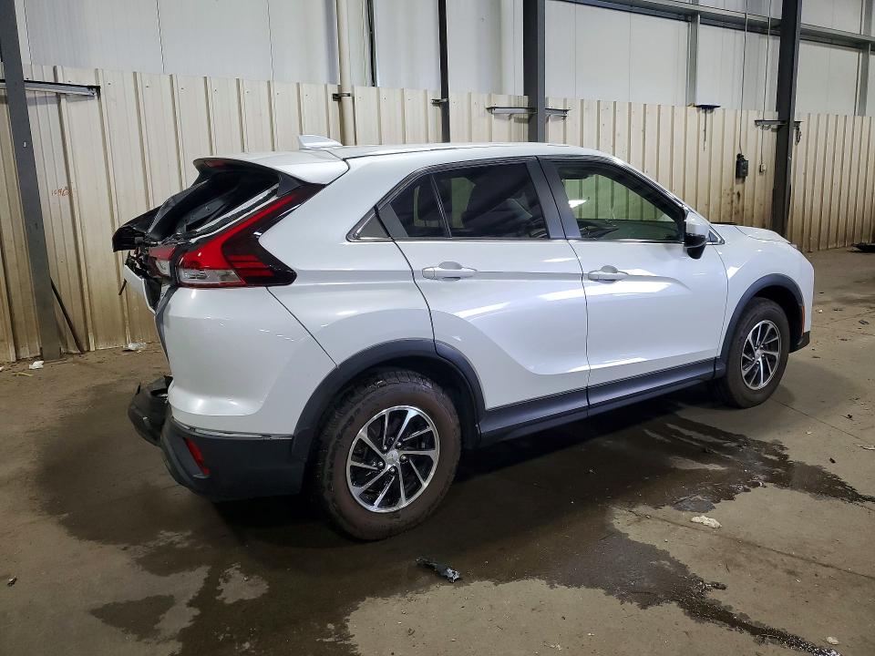 2022 Mitsubishi ECLIPSE VIN JA4ASUAA1NZ014032 COPART salvage auction — REAR END, Mn - Cert Of Title-Salvage, sold $250 on 2026-07-28 (photo 3)