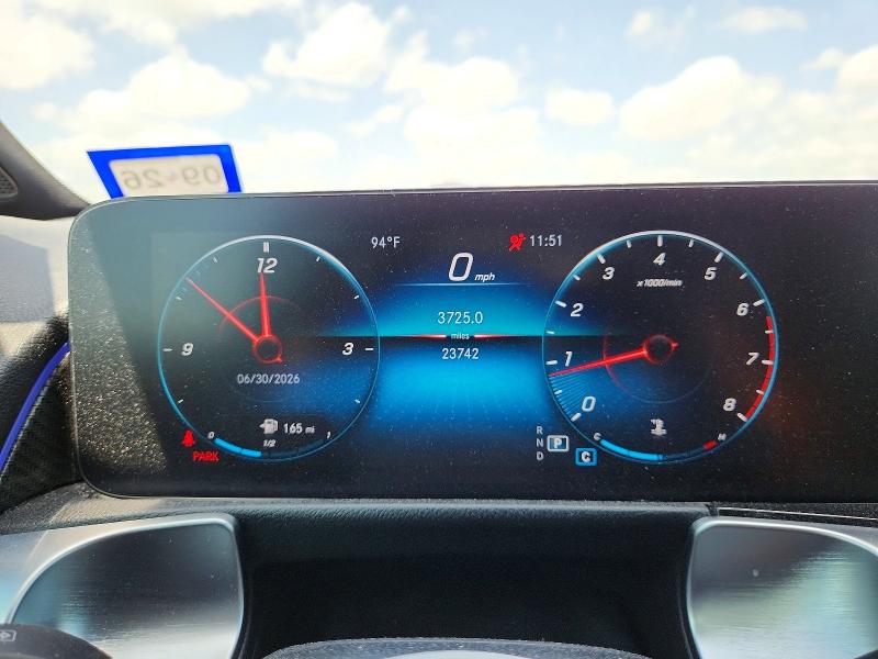 2022 Mercedes-benz Glb VIN W1N4M4HB4NW240572 COPART salvage auction — SIDE, Tx - Salvage Vehicle Title, sold $10,700 on 2026-07-23 (photo 9)