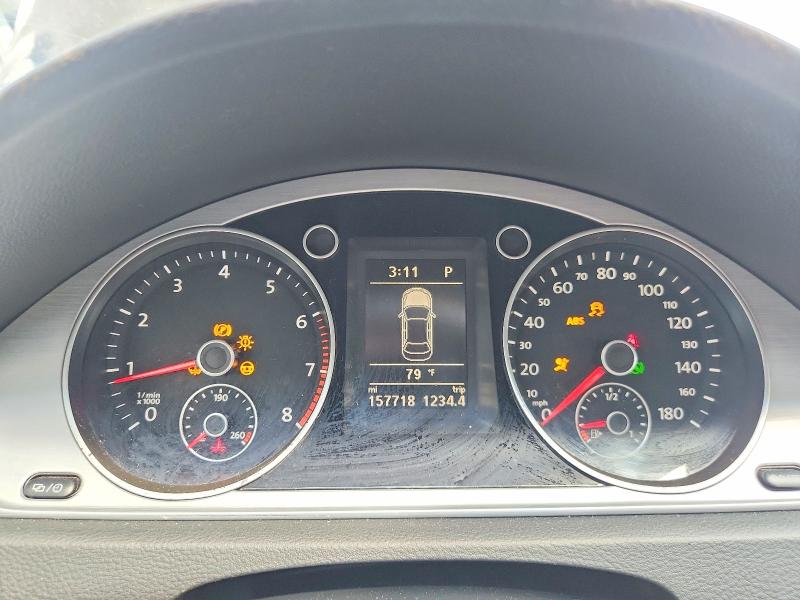 2013 Volkswagen VIN WVWBP7AN5DE570740 COPART salvage auction — FRONT END, IL - SALVAGE CERTIFICATE, sold $525 on 2026-07-28 (photo 9)