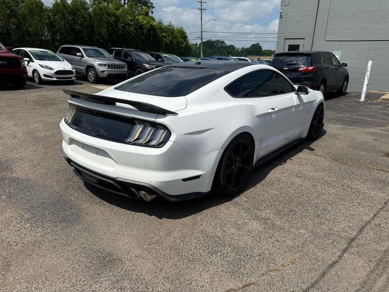 2019 Ford Mustang VIN 1FA6P8CF4K5146692 COPART salvage auction — MINOR DENT/SCRATCHES, MI - CERT OF TITLE-REBUILT SALVAGE (P), sold $7,000 on 2026-07-31 (photo 4)