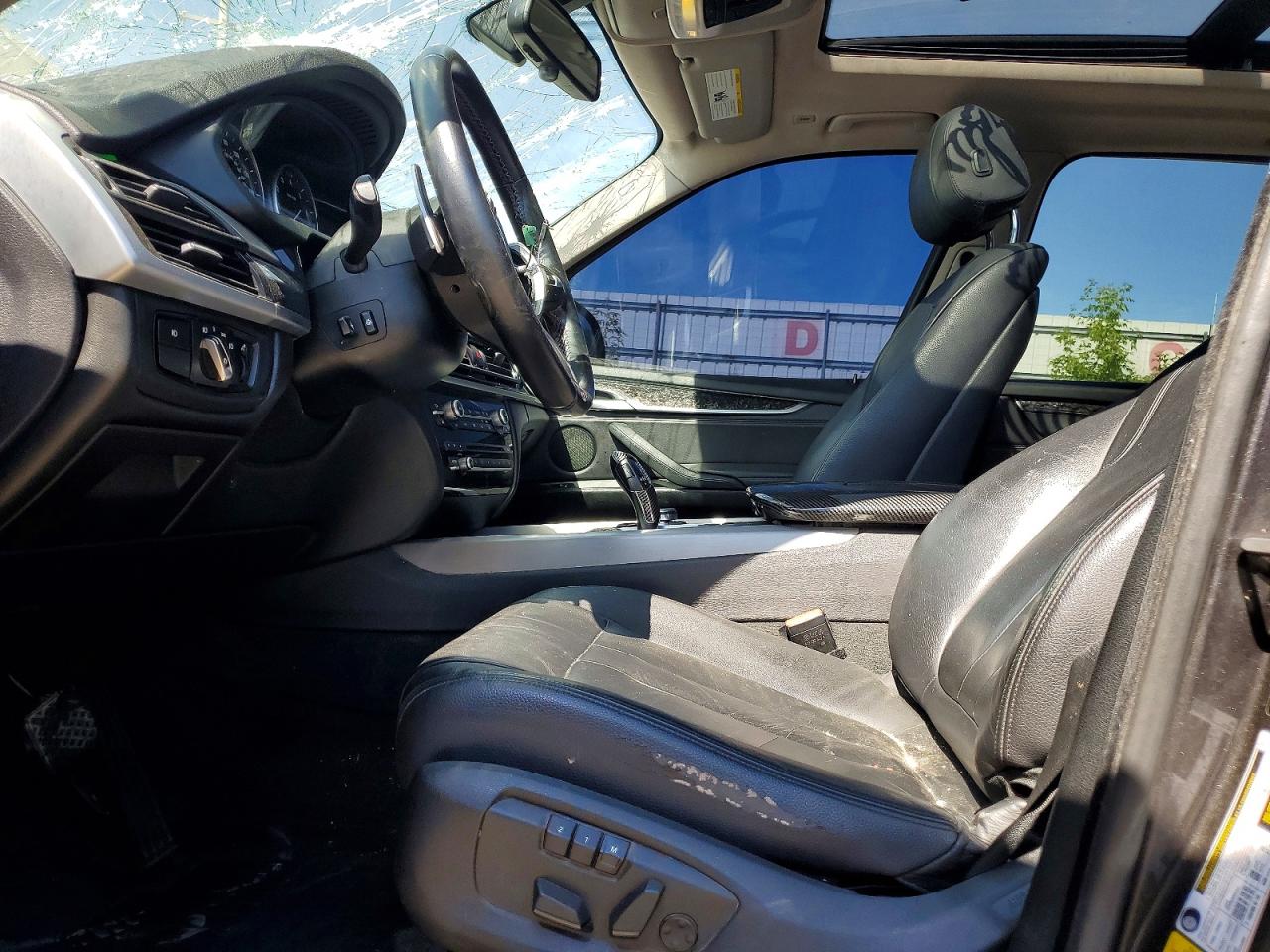 2014 BMW X5 VIN 5UXKR0C5XE0K42192 COPART salvage auction — Mechanical, MI - DEALER ONLY CLEAN TITLE (P), sold $1,000 on 2026-07-01 (photo 7)
