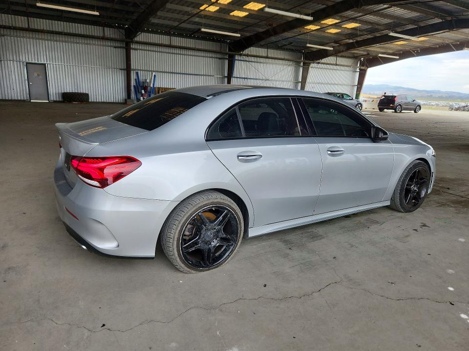 2019 Mercedes-benz A-class VIN WDD3G4EB4KW011874 COPART salvage auction — FRONT END, CA - SALVAGE CERTIFICATE, sold $8,300 on 2026-07-20 (photo 3)