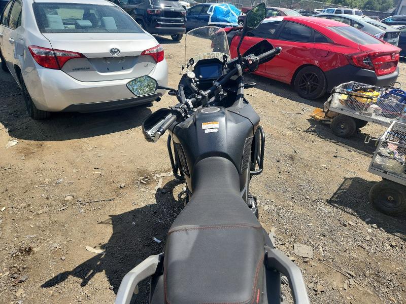 2024 Honda VIN JH2RD1619RK102259 COPART salvage auction — VANDALISM, AZ - CERT OF TITLE - SALVAGE, sold $2,850 on 2026-07-23 (photo 7)