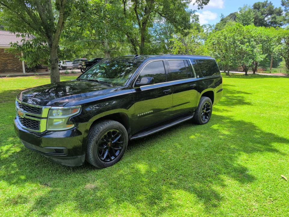 2020 Chevrolet Suburban VIN 1GNSCHKC1LR301602 COPART salvage auction — MINOR DENT/SCRATCHES, Al - Certificate Of Title (P), sold $3,100 on 2026-07-18 (photo 2)