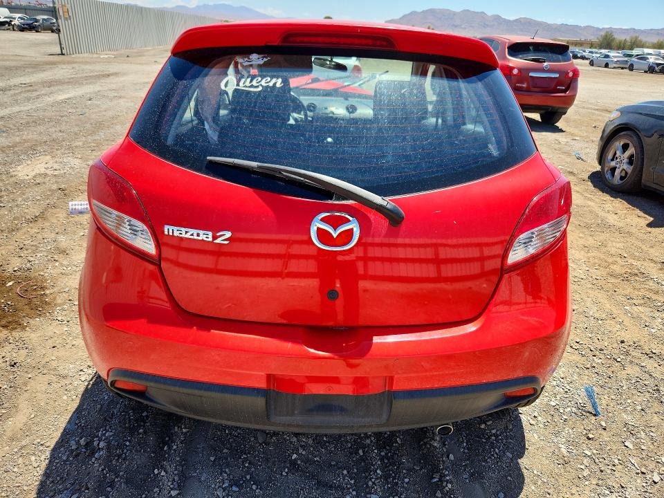 2011 Mazda 2 VIN JM1DE1HZ7B0102099 COPART salvage auction — FRONT END, NV - SALVAGE TITLE, sold $225 on 2026-07-16 (photo 6)