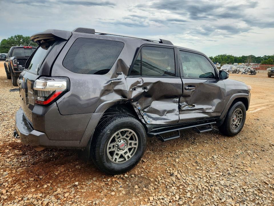2020 Toyota 4runner VIN JTEZU5JR5L5222395 COPART salvage auction — SIDE, Al - Cert Of Title-Salvage Title, sold $8,700 on 2026-07-29 (photo 3)