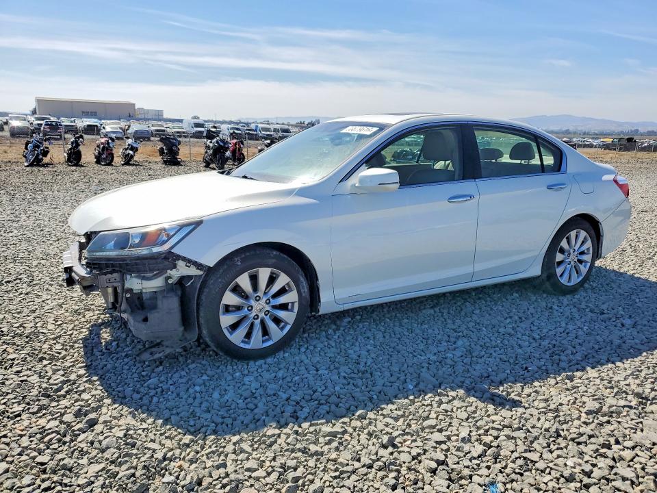 2013 Honda Accord VIN 1HGCR2F82DA068152 COPART salvage auction — FRONT END, Ca - Salvage Certificate, sold $3,700 on 2026-07-02 (photo 1)