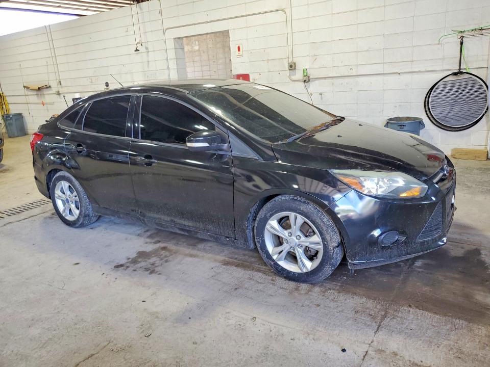 2013 Ford Focus VIN 1FADP3F22DL286001 COPART salvage auction — SIDE, Mn - Cert Of Title-Prior Salvage, sold $375 on 2026-07-02 (photo 4)