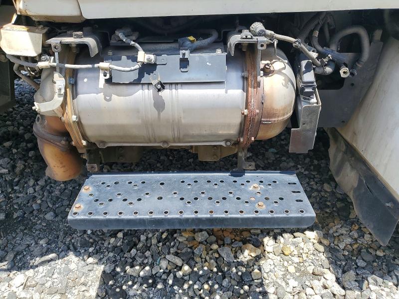 2020 Hino 258/268 VIN 5PVNJ8JJXL4S51078 COPART salvage auction — REAR END, SC - CERT OF TITLE-SALVAGE, sold $3,100 on 2026-07-30 (photo 9)