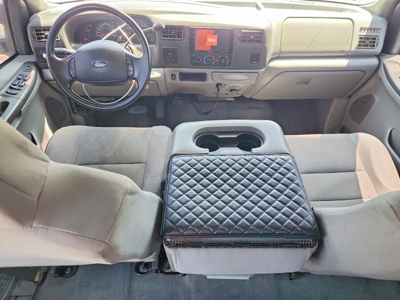 2004 Ford F-350 super duty VIN 1FTWW32P74EB79098 COPART salvage auction — MINOR DENT/SCRATCHES, Ca - Dis/Dlr/Exp Only Clean Title, sold $3,500 on 2026-07-03 (photo 8)