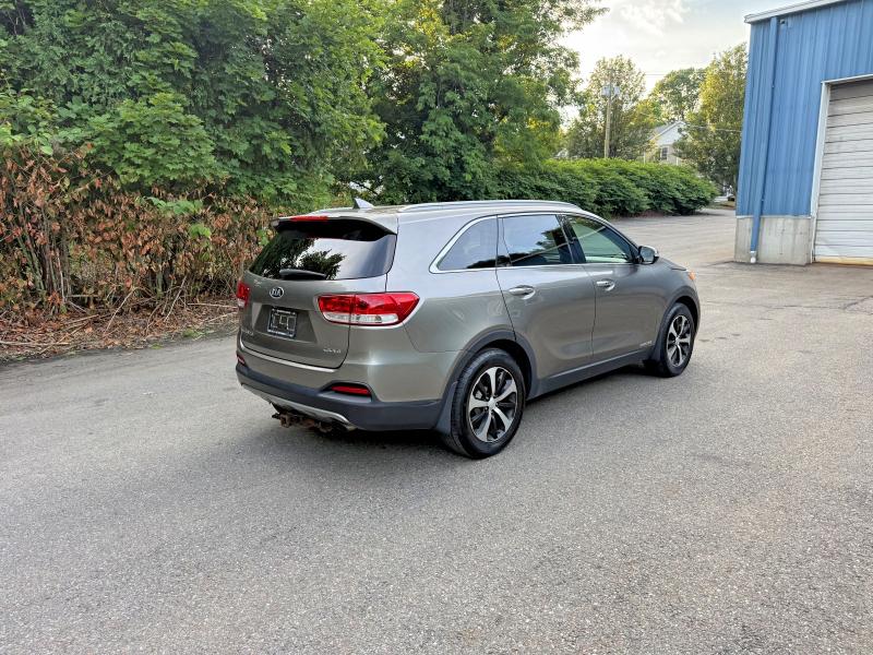 2016 Kia Sorento VIN 5XYPHDA53GG004895 COPART salvage auction — NORMAL WEAR, MA - CERTIFICATE OF TITLE (P), sold $3,550 on 2026-07-29 (photo 4)