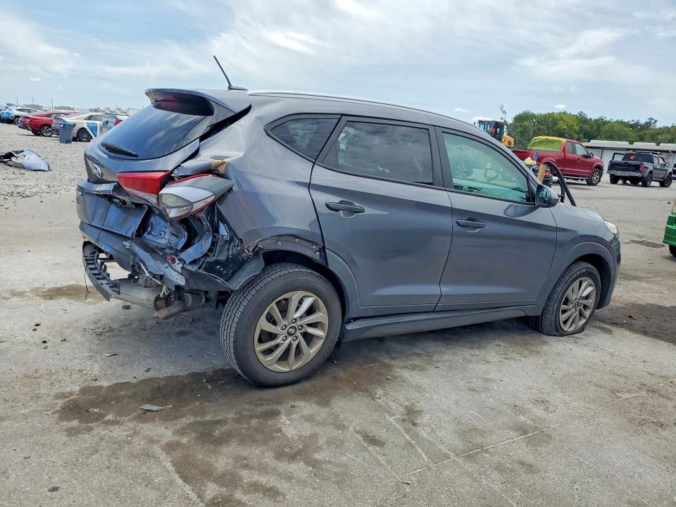 2016 Hyundai VIN KM8J33A49GU076216 COPART salvage auction — REAR END, Fl - Cert Of Title Slvg Rebuildable, sold $2,350 on 2026-07-13 (photo 3)