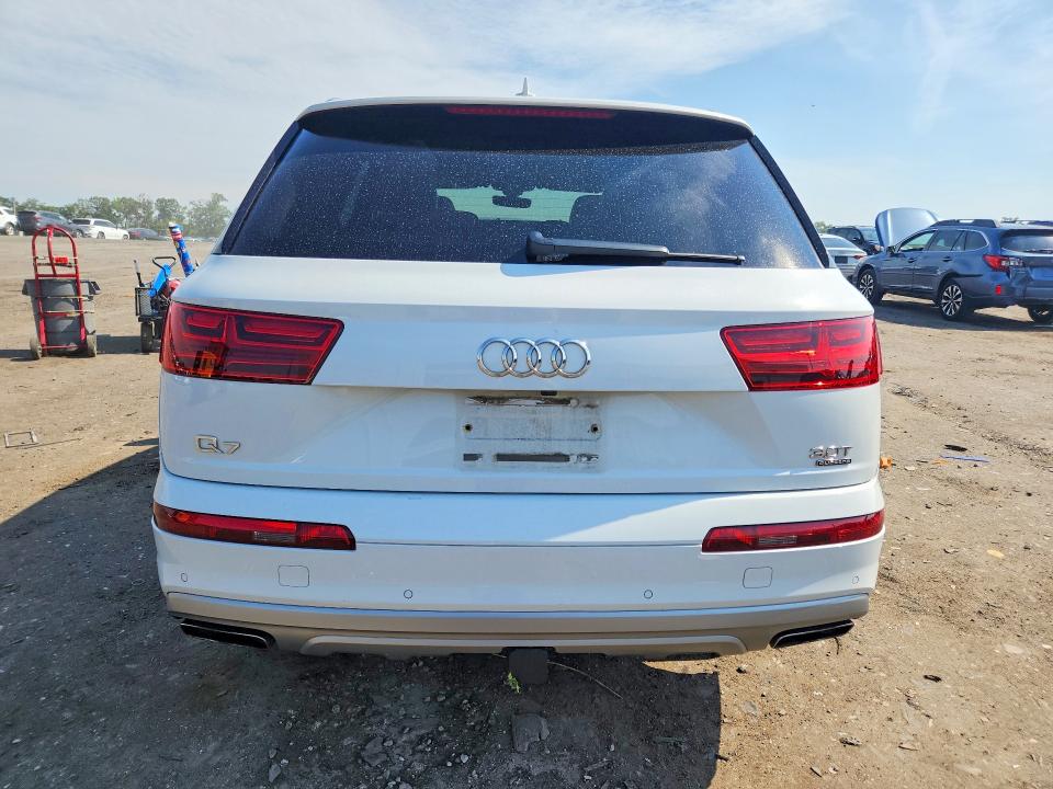 2018 Audi VIN WA1VAAF72JD016234 COPART salvage auction — MINOR DENT/SCRATCHES, VA - CERT OF TITLE - SALVAGE, sold $10,800 on 2026-07-08 (photo 6)