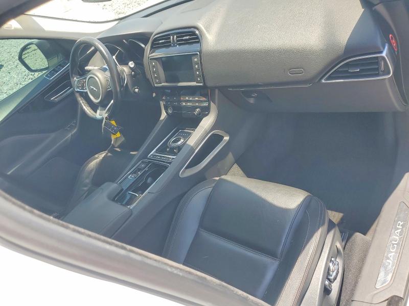 2018 Jaguar F-pace VIN SADCK2FN0JA241434 COPART salvage auction — NORMAL WEAR, FL - CERTIFICATE OF TITLE, sold $3,150 on 2026-07-10 (photo 8)