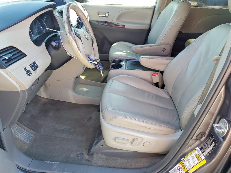 2011 Toyota Sienna VIN 5TDYK3DC4BS160921 COPART salvage auction — REAR END, CA - SALVAGE CERTIFICATE, sold $1,950 on 2026-07-06 (photo 7)