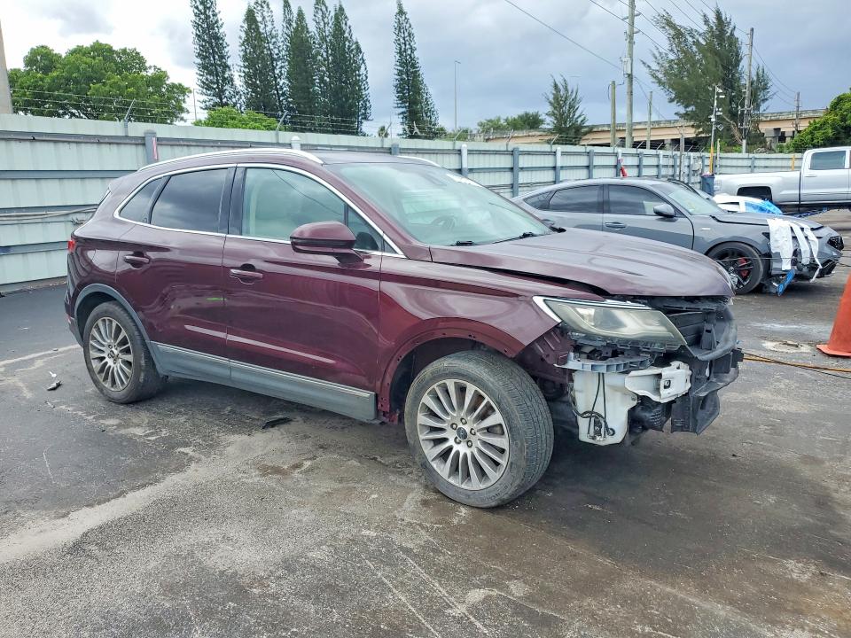 2017 Lincoln Mkc VIN 5LMCJ3D99HUL54620 COPART salvage auction — MECHANICAL, Wv - Certificate Of Title (P), sold $1,000 on 2026-07-29 (photo 4)