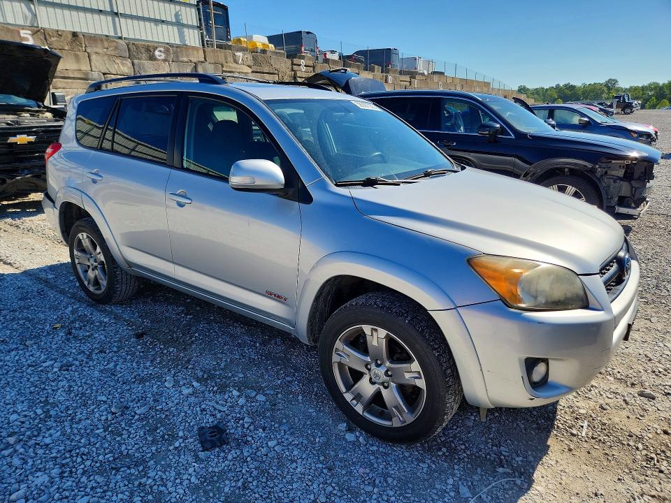 2010 Toyota Rav 4 VIN JTMRF4DV9A5034865 COPART salvage auction — REAR END, KY - CERT OF TITLE-SALVAGE, sold $2,400 on 2026-07-31 (photo 4)