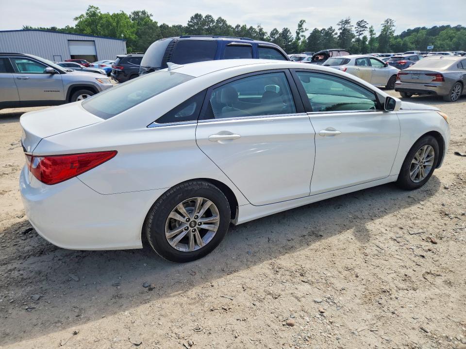 2013 Hyundai VIN 5NPEB4AC5DH804559 COPART salvage auction — MINOR DENT/SCRATCHES, Va - Certificate Of Title, sold $350 on 2026-07-06 (photo 3)