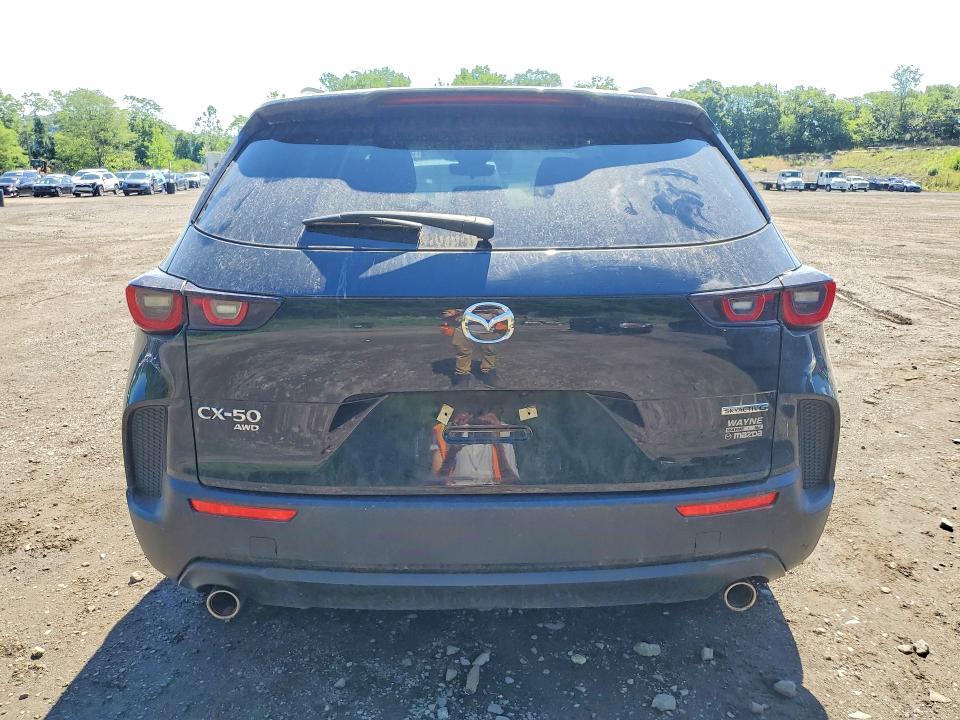 2024 Mazda Cx-50 VIN 7MMVABAM6RN232814 COPART salvage auction — VANDALISM, Az - Cert Of Title - Salvage, sold $13,100 on 2026-07-07 (photo 6)