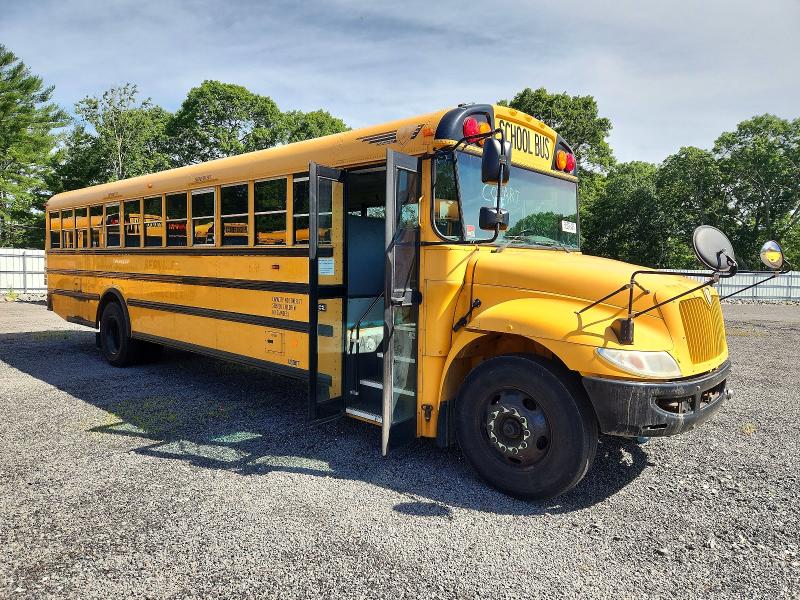 2015 Ic VIN 4DRBUC8P8FB689648 COPART salvage auction — NORMAL WEAR, Ri - Certificate Of Title, sold $2,500 on 2026-09-08 (photo 1)