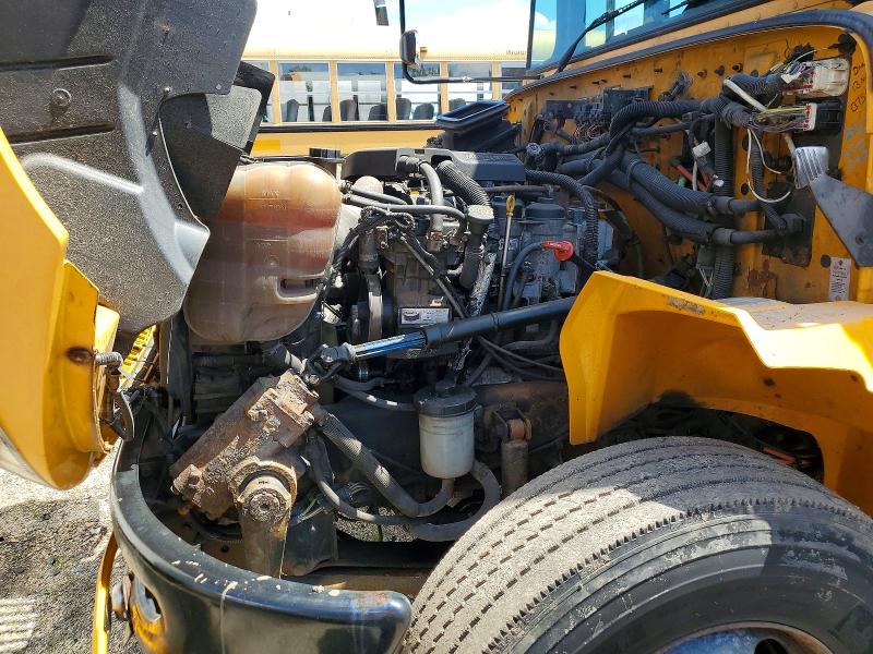 2013 Ic VIN 4DRBUSKN2DB300078 COPART salvage auction — NORMAL WEAR, Il - Certificate Of Title, sold $2,000 on 2026-09-17 (photo 9)