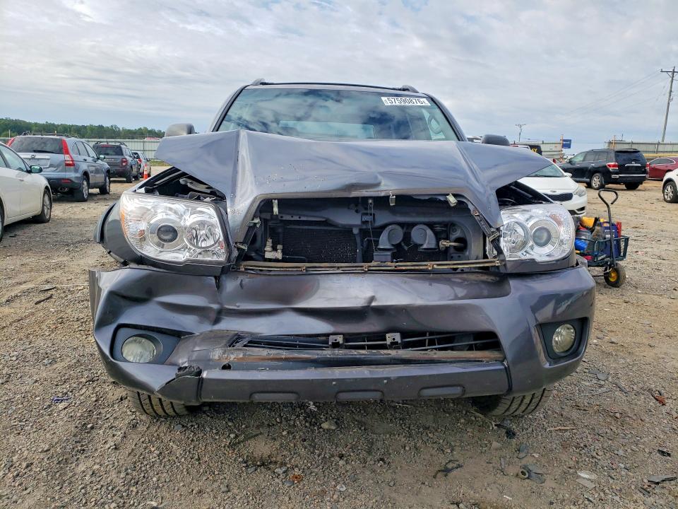 2006 Toyota 4runner VIN JTEBU14R960096128 COPART salvage auction — FRONT END, Va - Cert Of Title - Salvage, sold $4,300 on 2026-07-10 (photo 5)