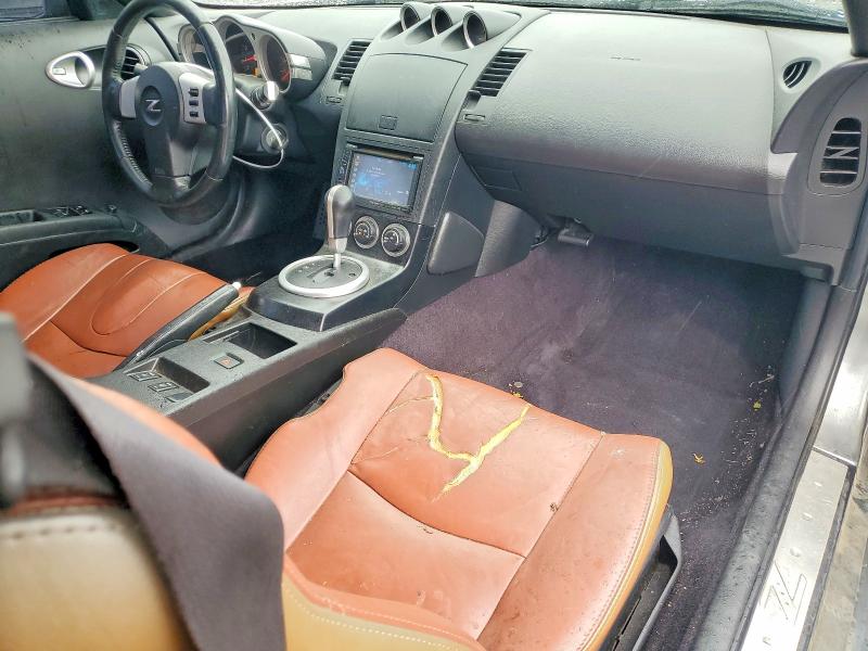 2005 Nissan 350z VIN JN1AZ34D45M607921 COPART salvage auction — MINOR DENT/SCRATCHES, Nj - Certificate Of Title, sold $1,550 on 2026-07-14 (photo 8)
