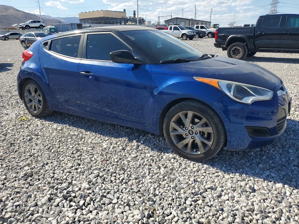 2016 Hyundai Veloster VIN KMHTC6AD4GU282490 COPART salvage auction — REAR END, Nv - Salvage Title, sold $850 on 2026-07-20 (photo 4)