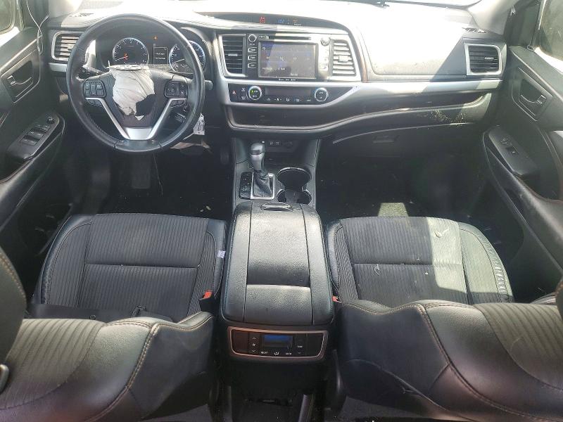 2017 Toyota Highlander VIN 5TDZZRFH5HS190496 COPART salvage auction — FRONT END, Tx - Salvage Vehicle Title, sold $3,650 on 2026-07-02 (photo 8)