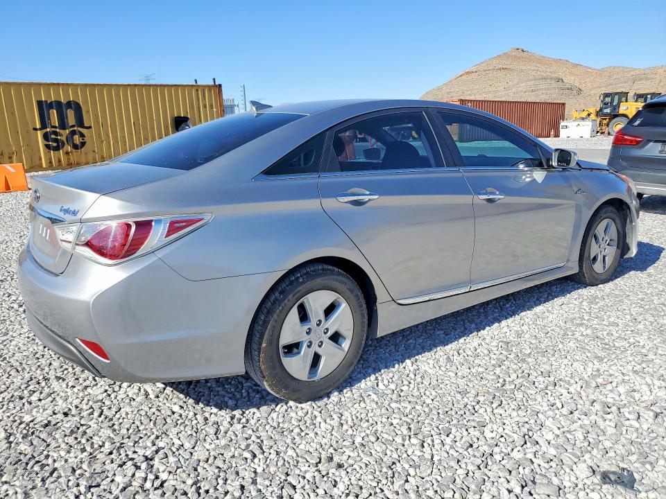 2012 Hyundai Sonata VIN KMHEC4A49CA027097 COPART salvage auction — FRONT END, Nv - Salvage Title, sold $900 on 2026-07-06 (photo 3)