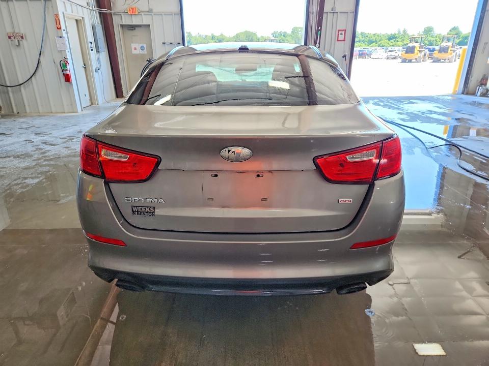 2014 Kia VIN 5XXGM4A72EG325843 COPART salvage auction — ROLLOVER, Il - Salvage Certificate, sold $900 on 2026-07-27 (photo 6)