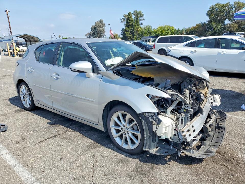 2011 Lexus Ct 200 VIN JTHKD5BH6B2005304 COPART salvage auction — FRONT END, CA - SALVAGE CERTIFICATE, sold $300 on 2026-07-28 (photo 4)