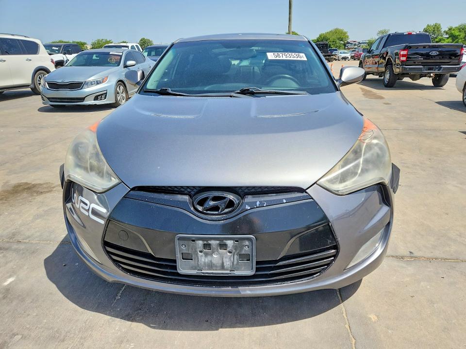 2012 Hyundai Veloster VIN KMHTC6AD6CU081782 COPART salvage auction — SIDE, Tx - Salvage Vehicle Title, sold $1,000 on 2026-07-06 (photo 5)