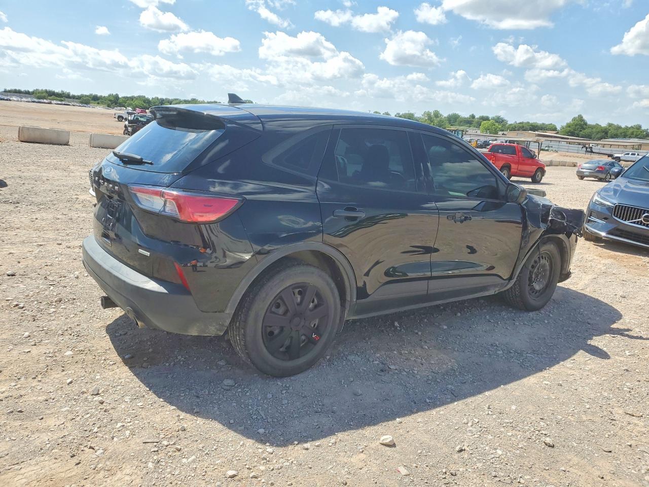 2020 Ford Escape VIN 1FMCU0F63LUB41120 COPART salvage auction — Normal Wear, MT - CERTIFICATE OF TITLE, sold $4,400 on 2026-07-07 (photo 3)