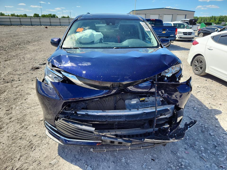 2021 Toyota Sienna VIN 5TDJRKEC6MS013895 COPART salvage auction — FRONT END, Il - Salvage Certificate, sold $9,200 on 2026-07-20 (photo 5)