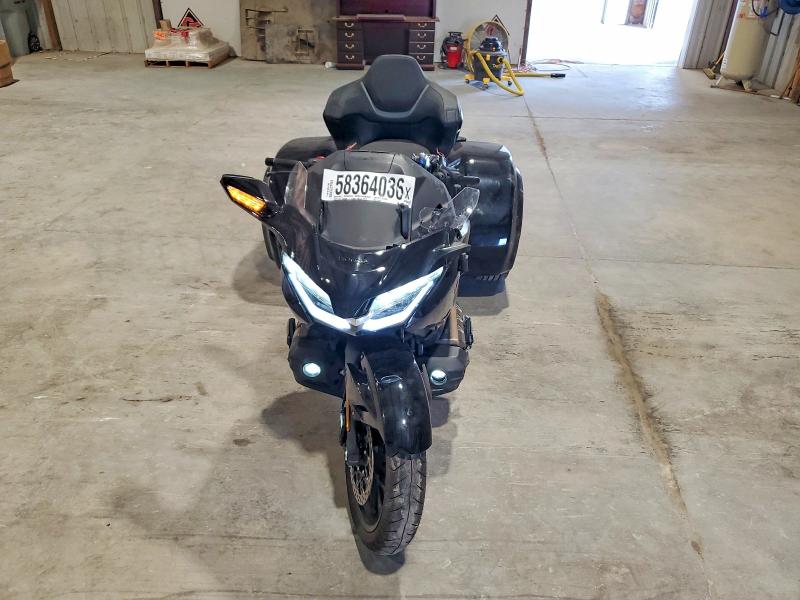 2023 Honda Gl1800c VIN JH2SC7950PK501029 COPART salvage auction — FRONT END, Mo - Salvage Certificate Of Title, sold $28,500 on 2026-08-27 (photo 5)