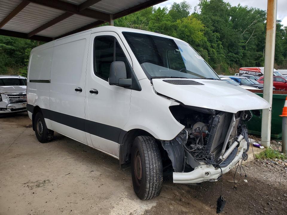 2022 Mercedes-benz Sprinter VIN W1Y70BGY0NT088118 COPART salvage auction — FRONT END, Al - Certificate Of Title, sold $4,150 on 2026-07-07 (photo 4)
