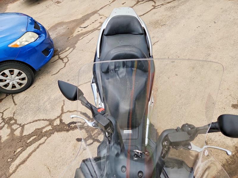 2004 Honda Silver wing VIN JH2PF01184K201103 COPART salvage auction — SIDE, IL - SALVAGE CERTIFICATE, sold $275 on 2026-07-23 (photo 5)