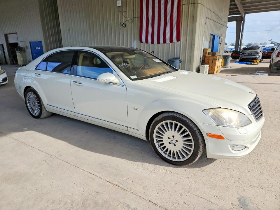 2007 Mercedes-benz S-klasse VIN WDDNG76X97A119058 COPART salvage auction — MINOR DENT/SCRATCHES, FL - CERTIFICATE OF TITLE (P), sold $6,800 on 2026-07-29 (photo 4)