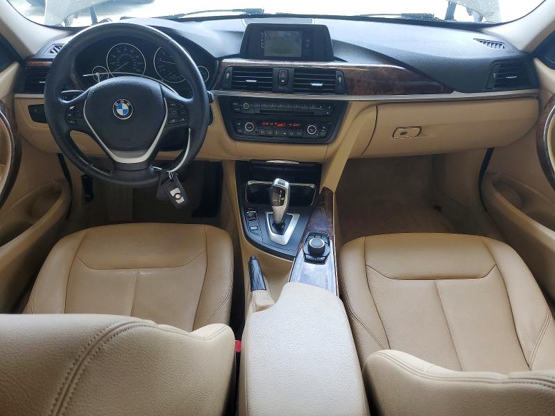 2014 BMW 3er VIN WBA3B3C58EJ977353 COPART salvage auction — MINOR DENT/SCRATCHES, Nc - Dealer Only Clean Title, sold $825 on 2026-07-22 (photo 8)