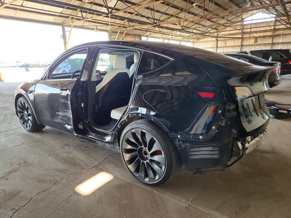 2021 Tesla VIN 5YJYGDEF5MF211575 COPART salvage auction — SIDE, Az - Cert Of Title - Salvage, sold $2,550 on 2026-07-13 (photo 2)
