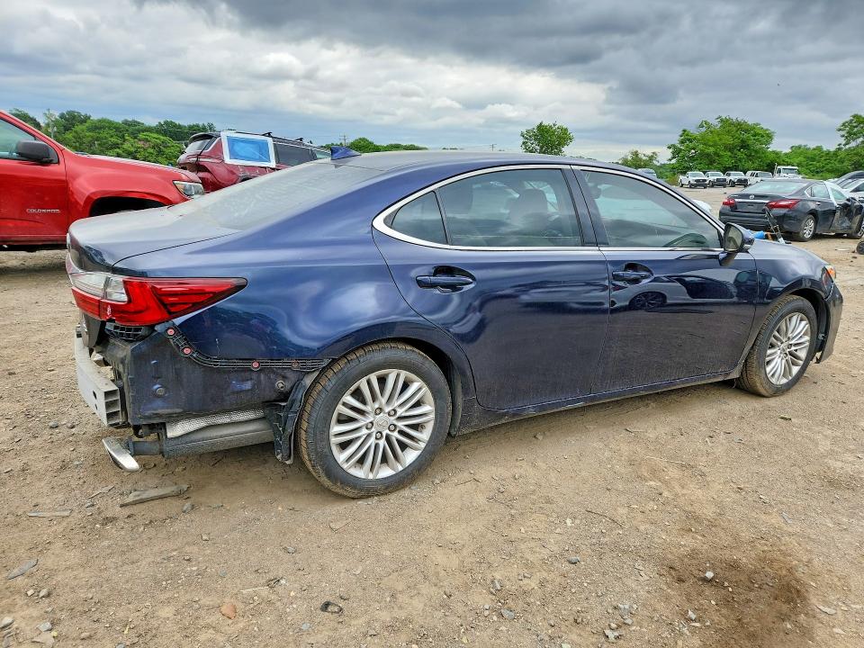 2016 Lexus ES VIN JTHBK1GG5G2217410 COPART salvage auction — SIDE, Md - Cert Of Salvage > 75% Damage, sold $5,600 on 2026-07-02 (photo 3)