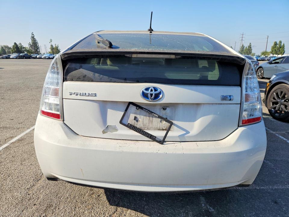 2010 Toyota Prius VIN JTDKN3DU8A0142512 COPART salvage auction — MINOR DENT/SCRATCHES, CA - DIS/DLR/EXP ONLY CLEAN TITLE, sold $1,200 on 2026-07-14 (photo 6)