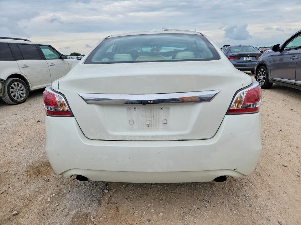 2015 Nissan Altima VIN 1N4AL3AP4FN372211 COPART salvage auction — FRONT END, Tx - Salvage Vehicle Title, sold $825 on 2026-07-09 (photo 6)