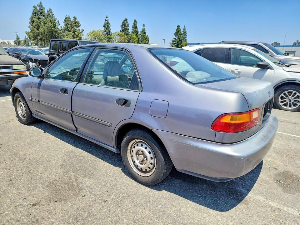 1995 Honda Civic VIN 1HGEG8642SL012356 COPART salvage auction — MINOR DENT/SCRATCHES, CA - DIS/DLR/EXP ONLY CLEAN TITLE, sold $775 on 2026-07-02 (photo 2)