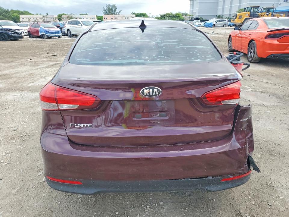 2018 Kia Forte VIN 3KPFK4A71JE196692 COPART salvage auction — SIDE, Fl - Cert Of Title Slvg Rebuildable (P), sold $1,150 on 2026-07-09 (photo 6)