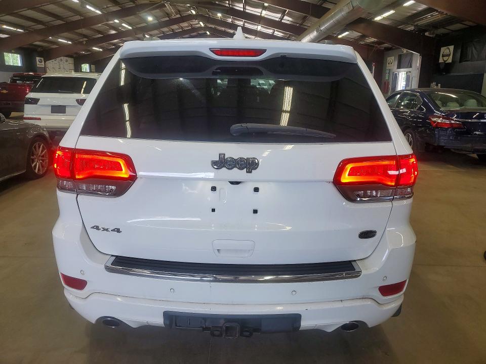 2014 Jeep VIN 1C4RJFCG1EC395781 COPART salvage auction — MINOR DENT/SCRATCHES, Ct - Certificate Of Title, sold $3,500 on 2026-08-04 (photo 6)