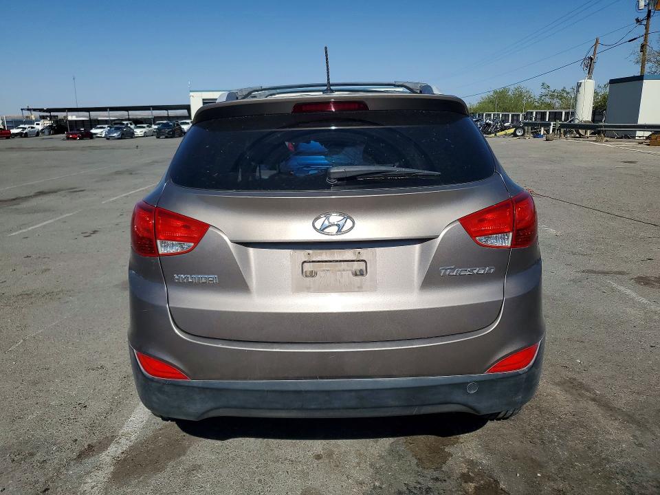 2012 Hyundai VIN KM8JU3AC0CU374975 COPART salvage auction — FRONT END, Nm - Cert Of Title-Salvage, sold $525 on 2026-07-31 (photo 6)