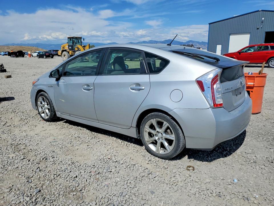 2014 Toyota Prius VIN JTDKN3DU2E1769061 COPART salvage auction — FRONT END, Ut - Salvage Certificate, sold $2,050 on 2026-07-31 (photo 2)