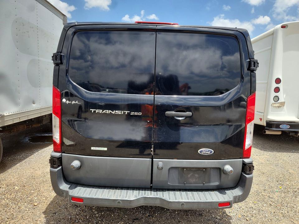 2016 Ford Transit VIN 1FTYR2YG5GKB48665 COPART salvage auction — MINOR DENT/SCRATCHES, TX - CERTIFICATE OF TITLE, sold $1,000 on 2026-07-09 (photo 6)
